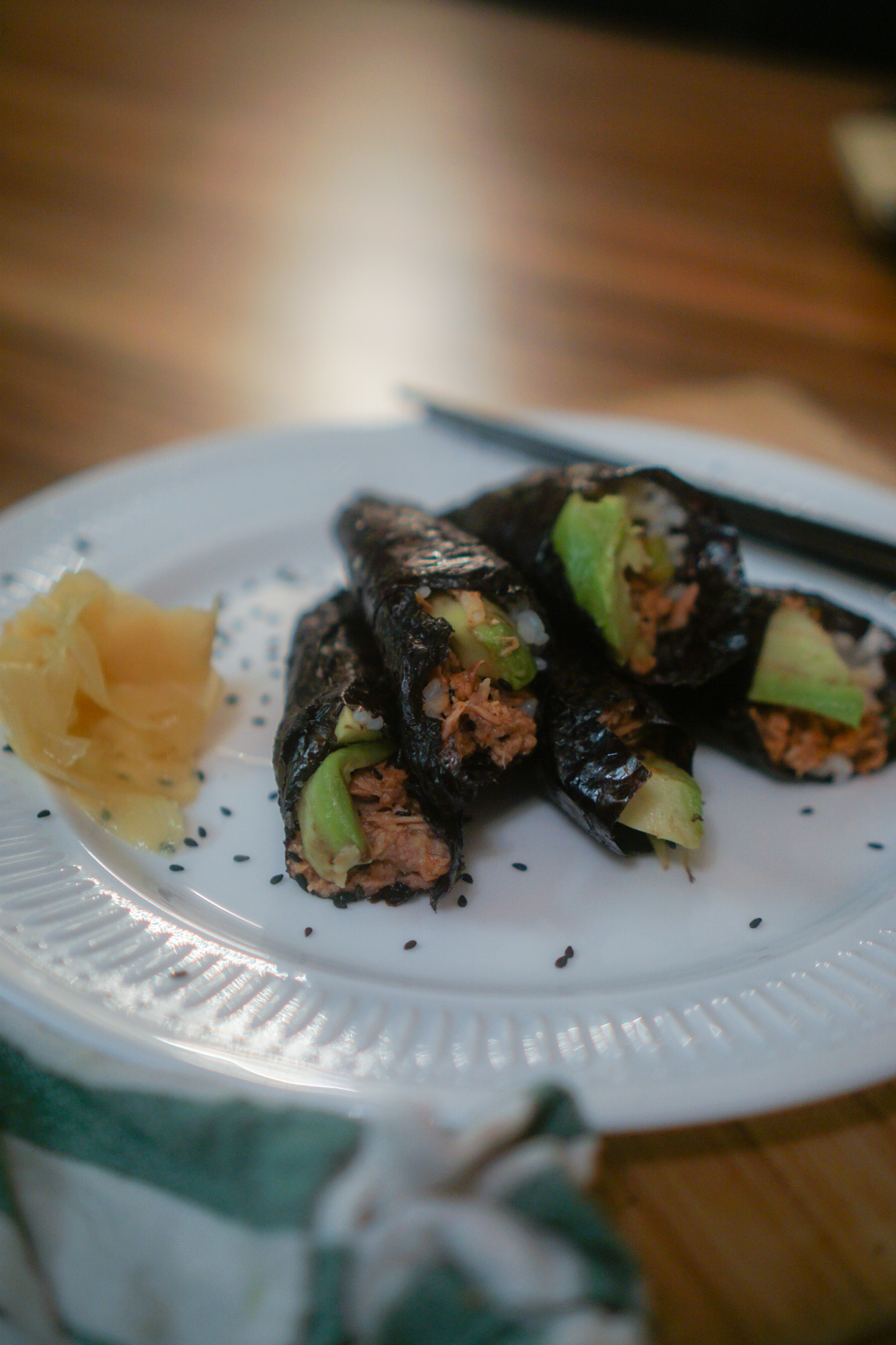 How to Make Spicy Tuna Temaki (Spicy Tuna Hand Rolls)