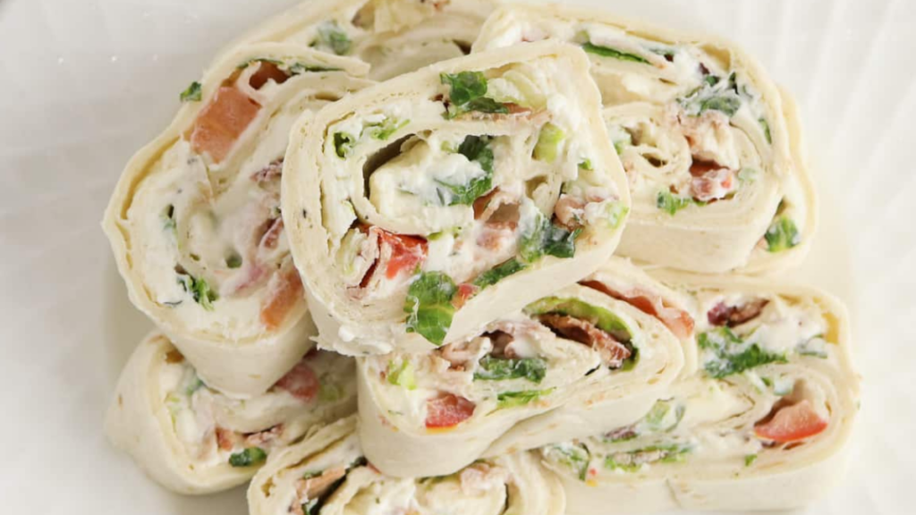 30 Best Picnic Snacks for the Perfect Summery Treat