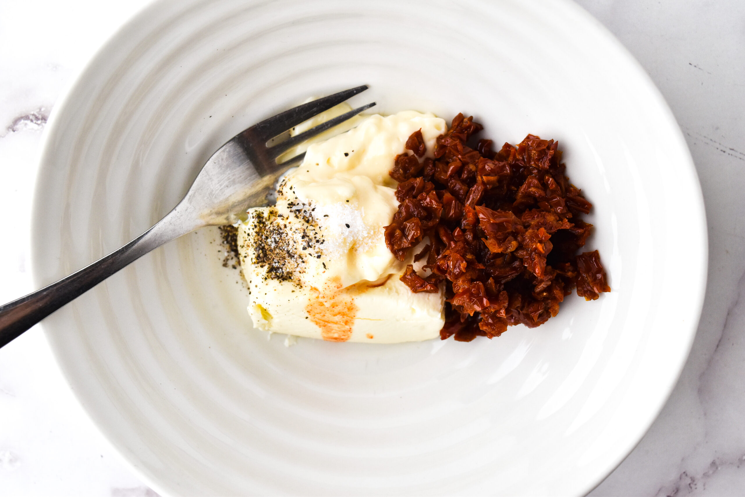 Pinwheel Sandwiches With Sun-Dried Tomato and Turkey.