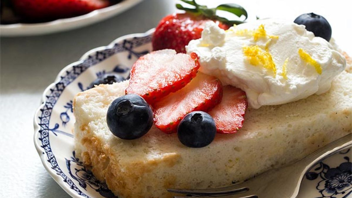 Angel Food Cake In A Loaf Pan.