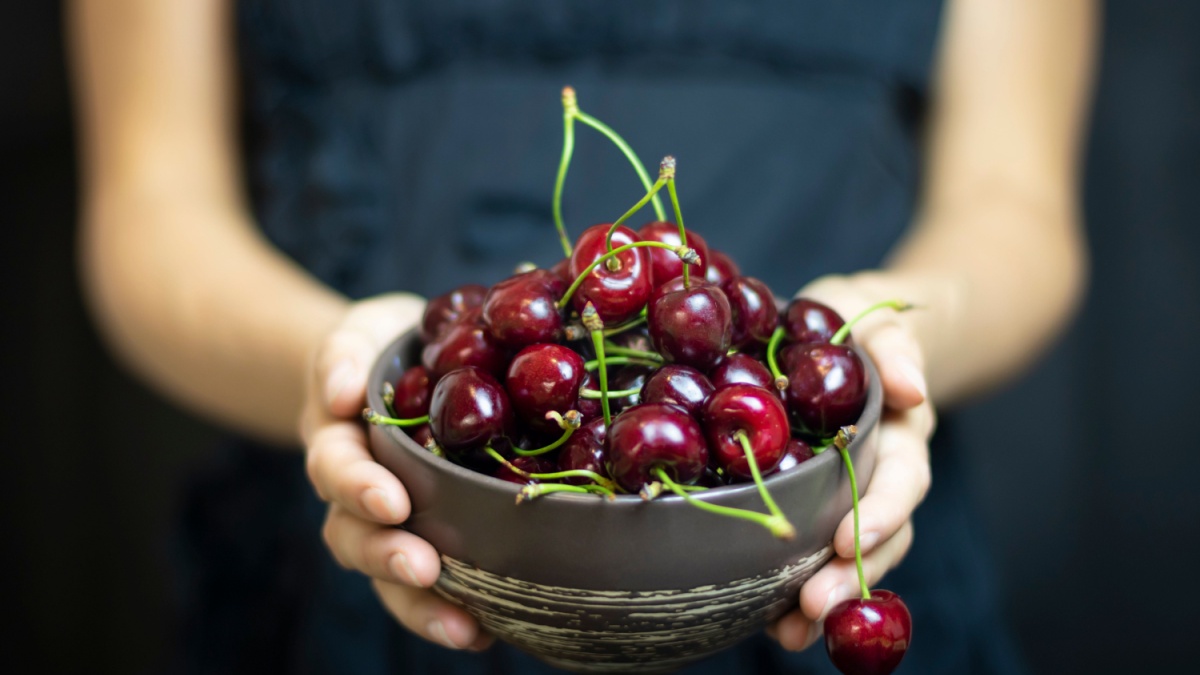 16 Cherry Desserts That Are Perfect for a Valentine’s Day Treat