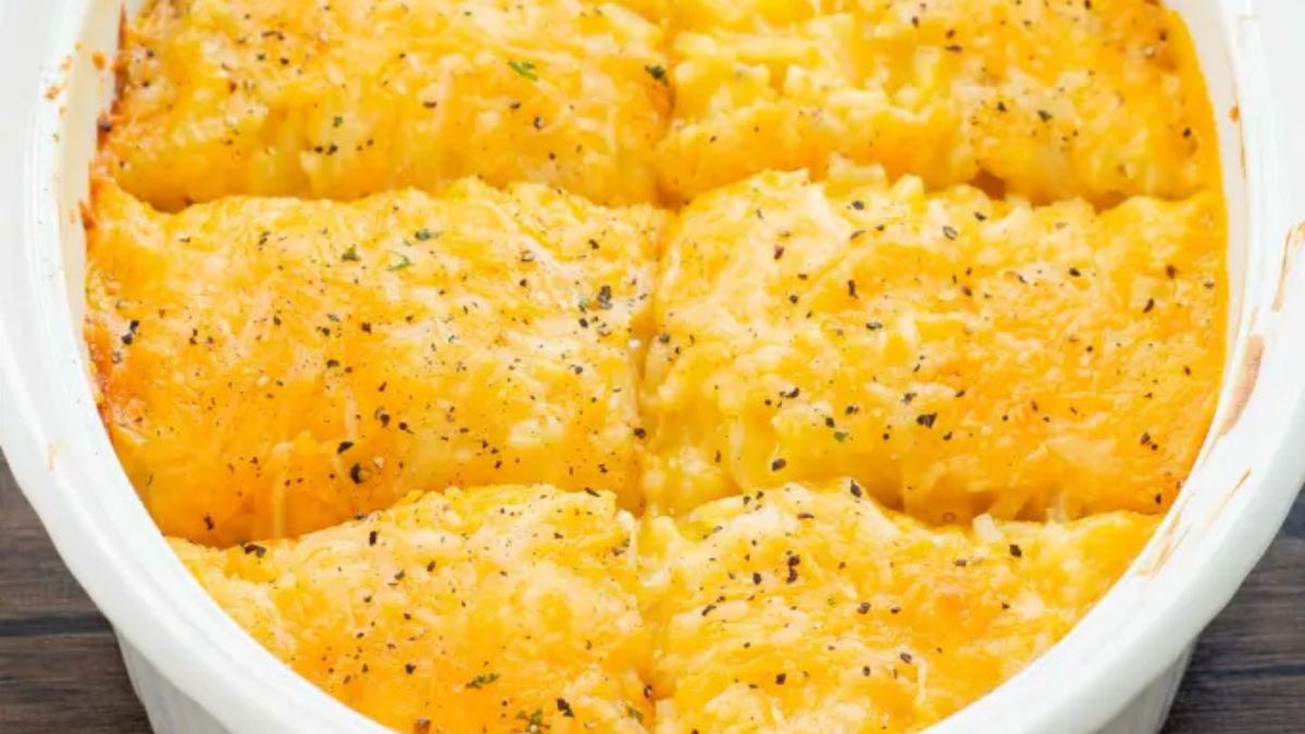 4-Ingredient Easy Cheesy Hash Brown Casserole.