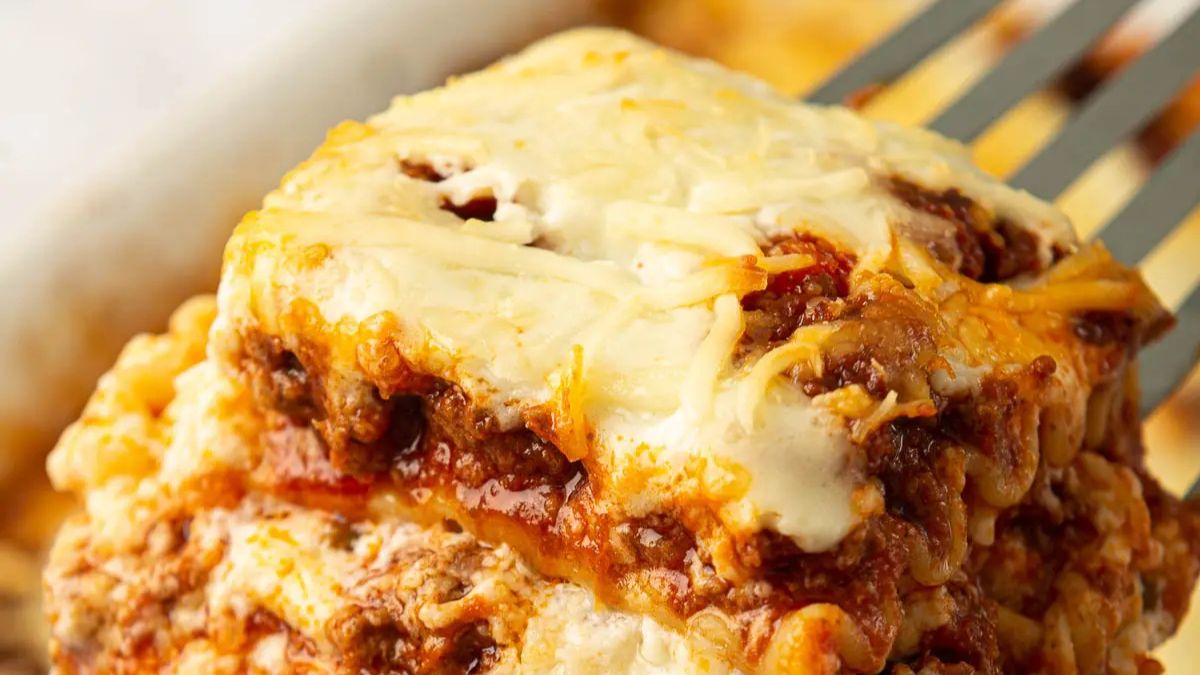 Beef Lasagna / Lasagne alla Bolognese.