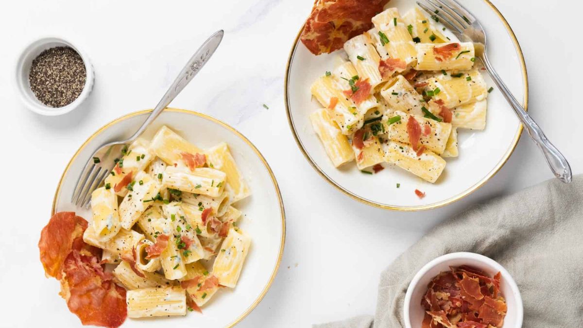 Creamy Rigatoni Gorgonzola with Crispy Coppa Chips.