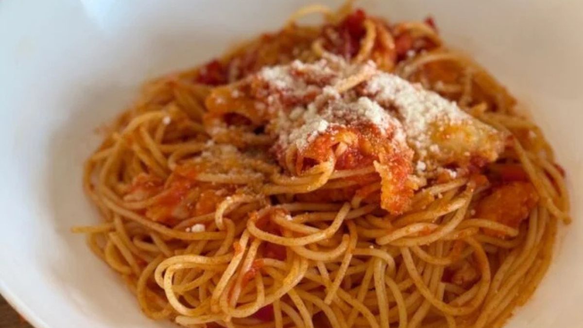 Easy Chicken Nugget Spaghetti Bake with Red Peppers.