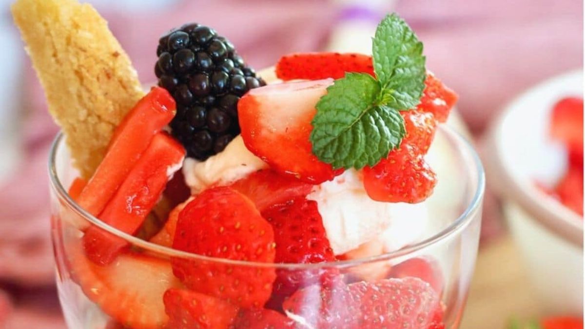 Easy Strawberry Shortcake Cookie Recipe.