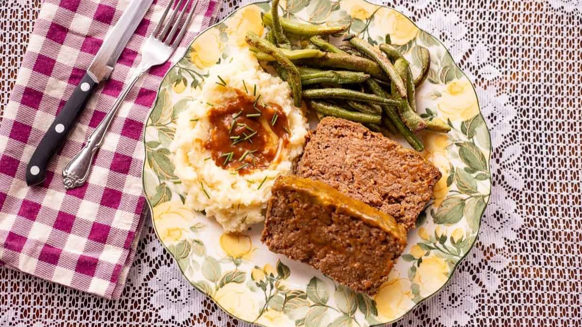 Easy Venison Meatloaf.