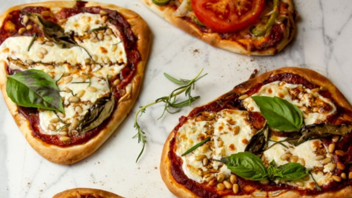 Naan pizzas, three ways (30 minute dinner).