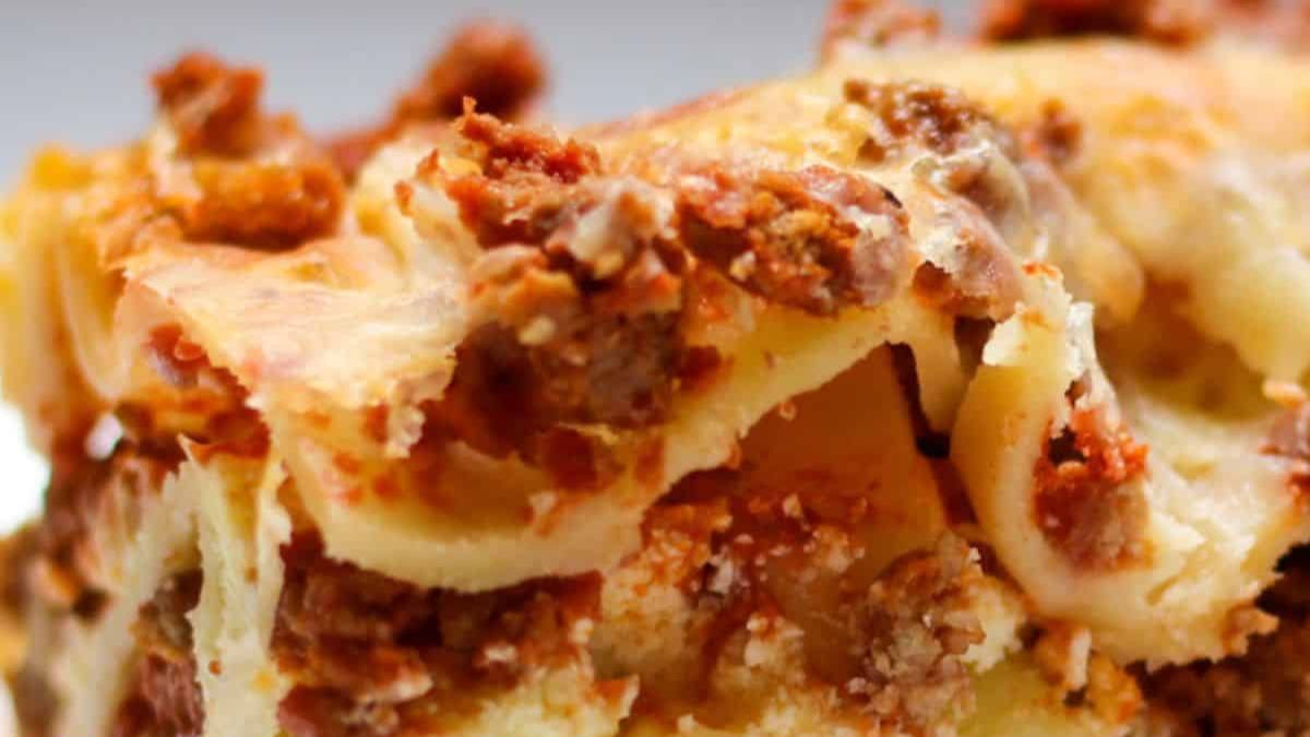 No-Boil Lasagna (with beef and ricotta).