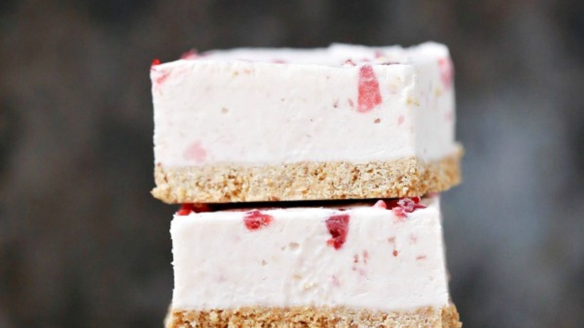 No Churn Strawberry Ice Cream Bars.