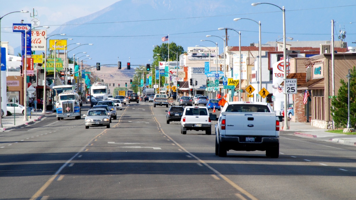 Bishop, California, 09/15/2011
Main Street of Bishop, California looking north.
