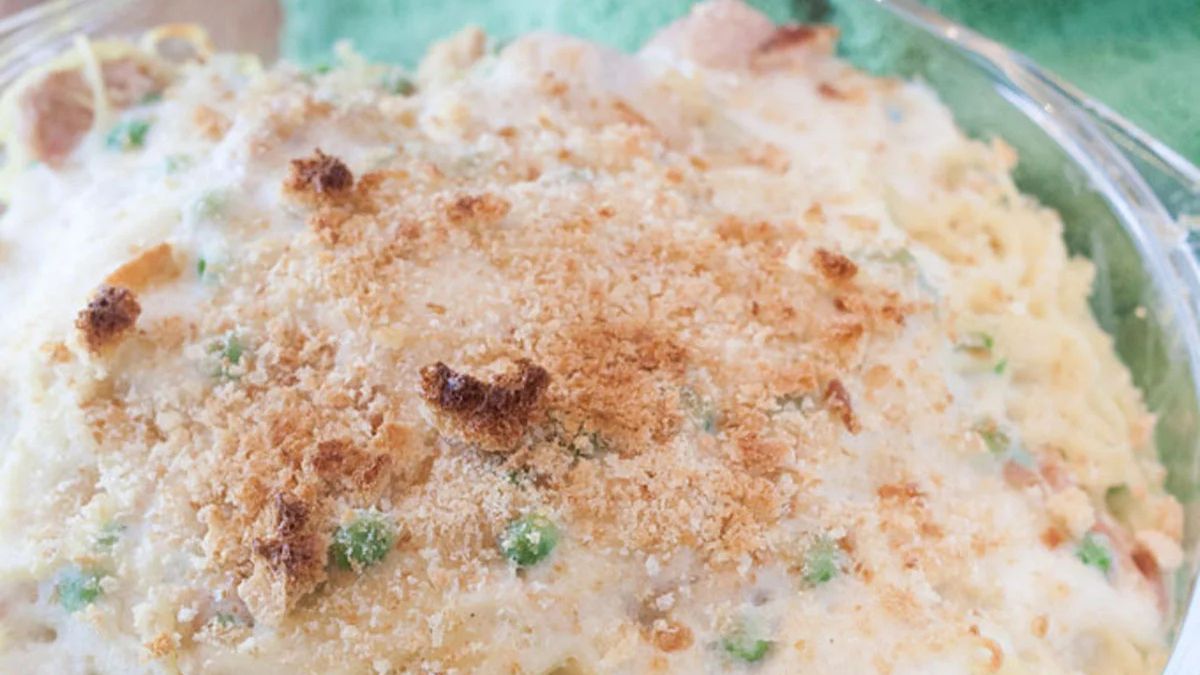 Spaghetti Casserole, for Leftover Turkey or Ham.