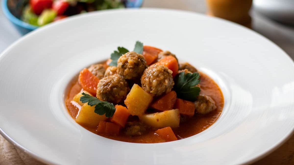 Sulu Kofte - Turkish Meatball Soup.