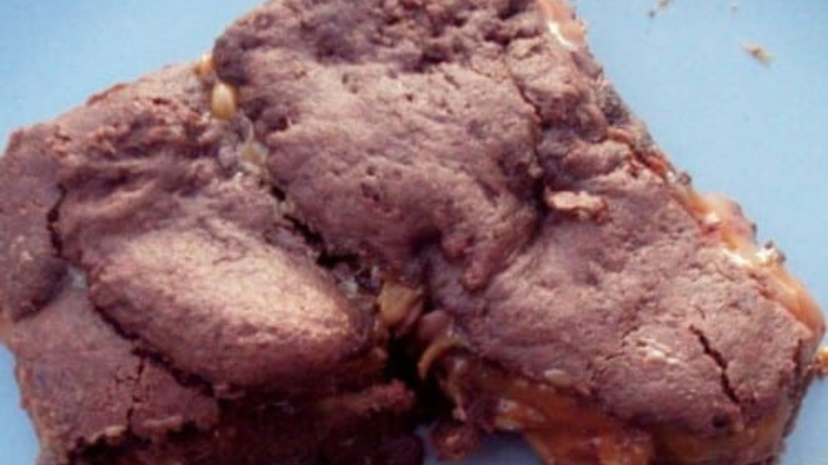 The Best Caramel Turtle Brownies Recipe.