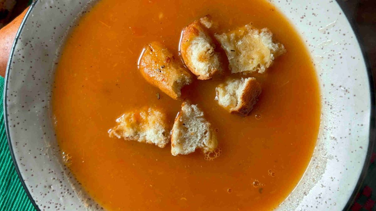 Tomato Soup With Potato (Creamy With No Cream).