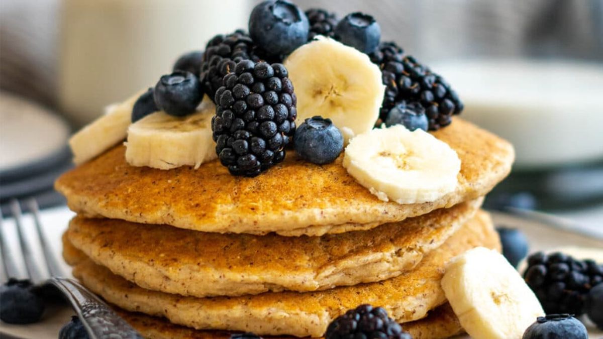 Vegan Oat Pancakes.