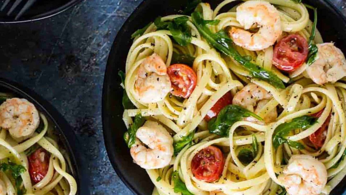 White Wine Shrimp Pasta with Arugula (30 Min Recipe).