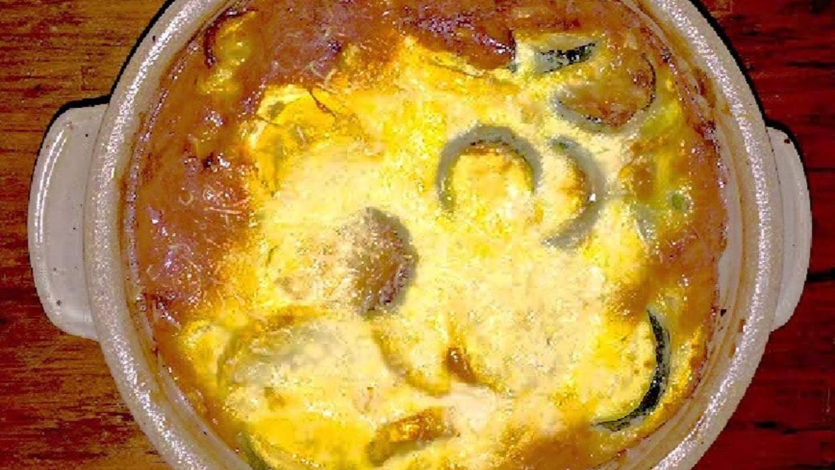 Yellow Squash Casserole With Water Chestnuts.