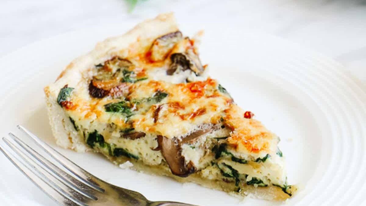Best Classic Quiche Florentine (Easy Spinach Quiche).