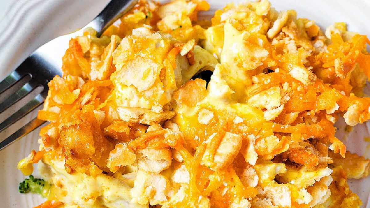 Chicken Broccoli Casserole with Cheesy Crumb Topping.