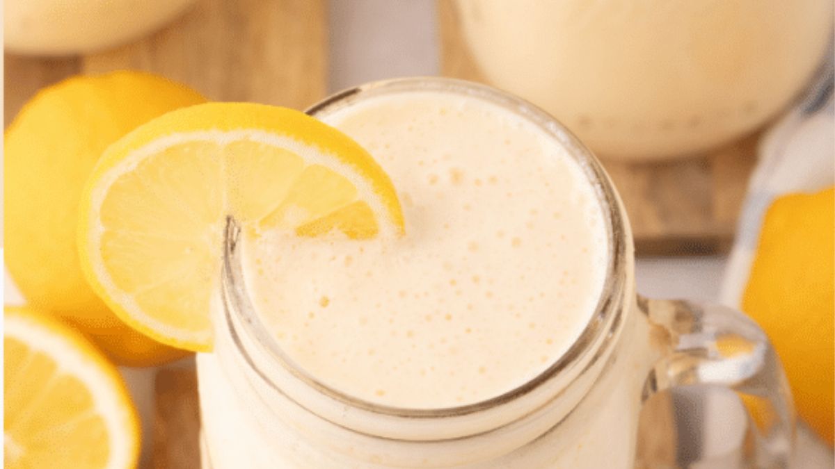 Copycat Chik-Fil-A Frosted Lemonade (3 Ingredients!).