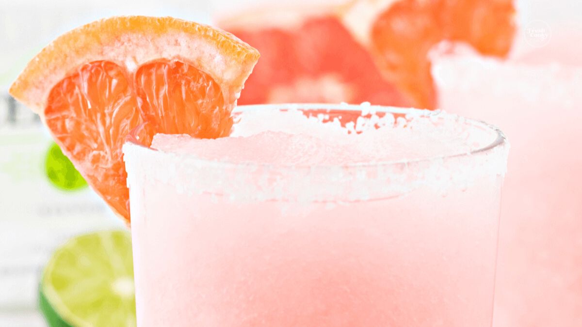 Easy Frozen Paloma Cocktail.