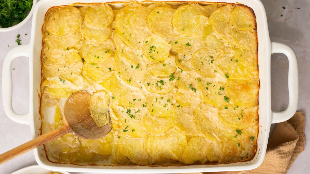 Easy Gluten Free Scalloped Potatoes.