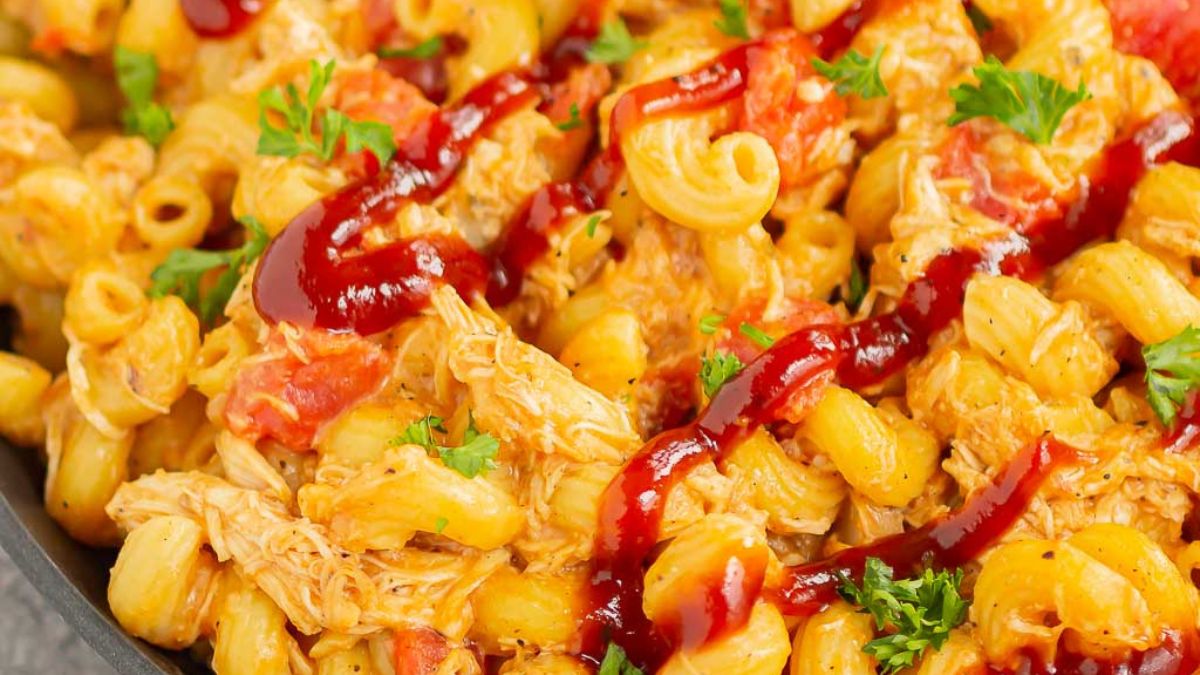 One Pot BBQ Chicken Pasta.