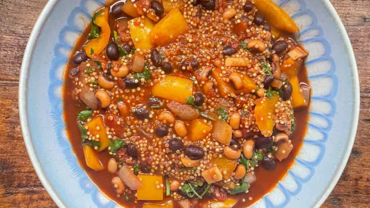One Pot Mexican Bean Stew with Quinoa.