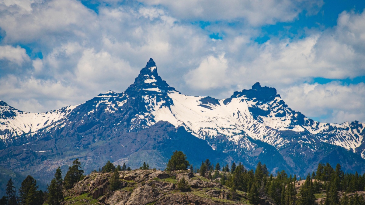 Pilot peak in the Absaroka range.
