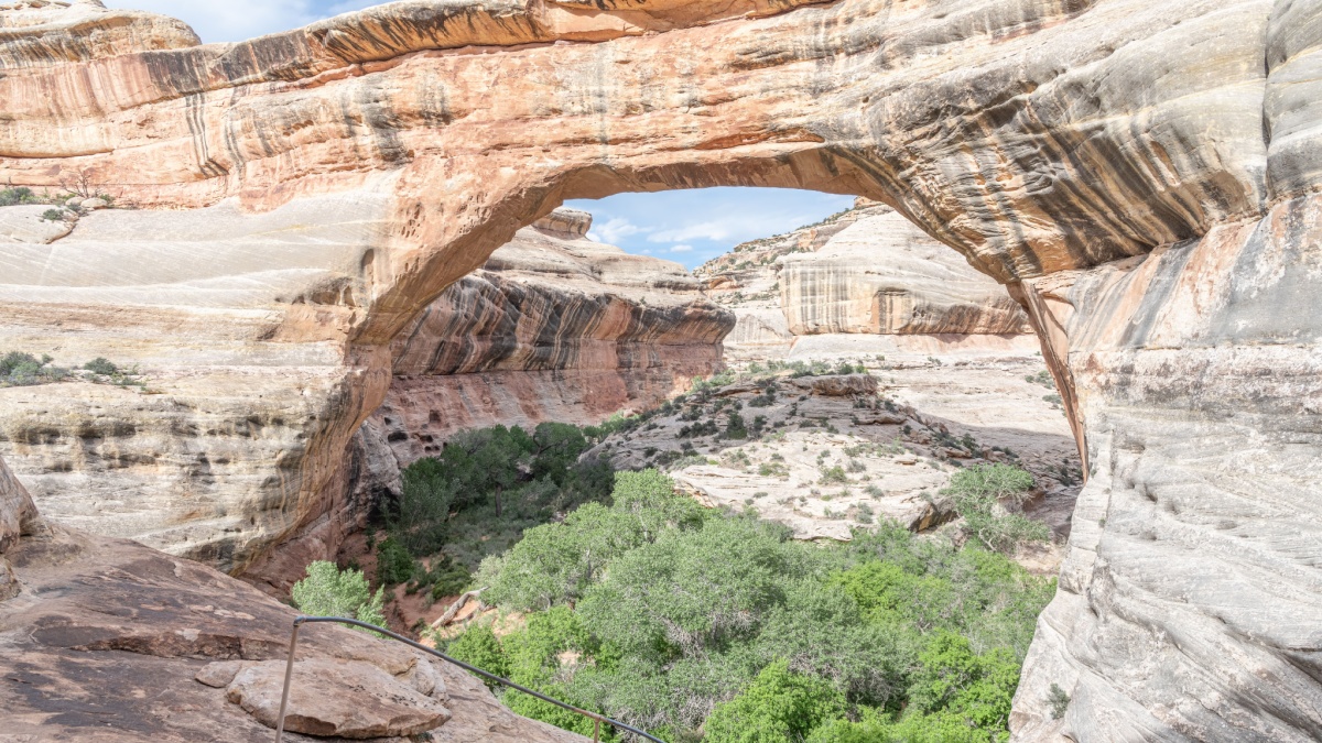 Sipapu Natural Bridge, in Natural Bridges National Monument, Utah, USA.