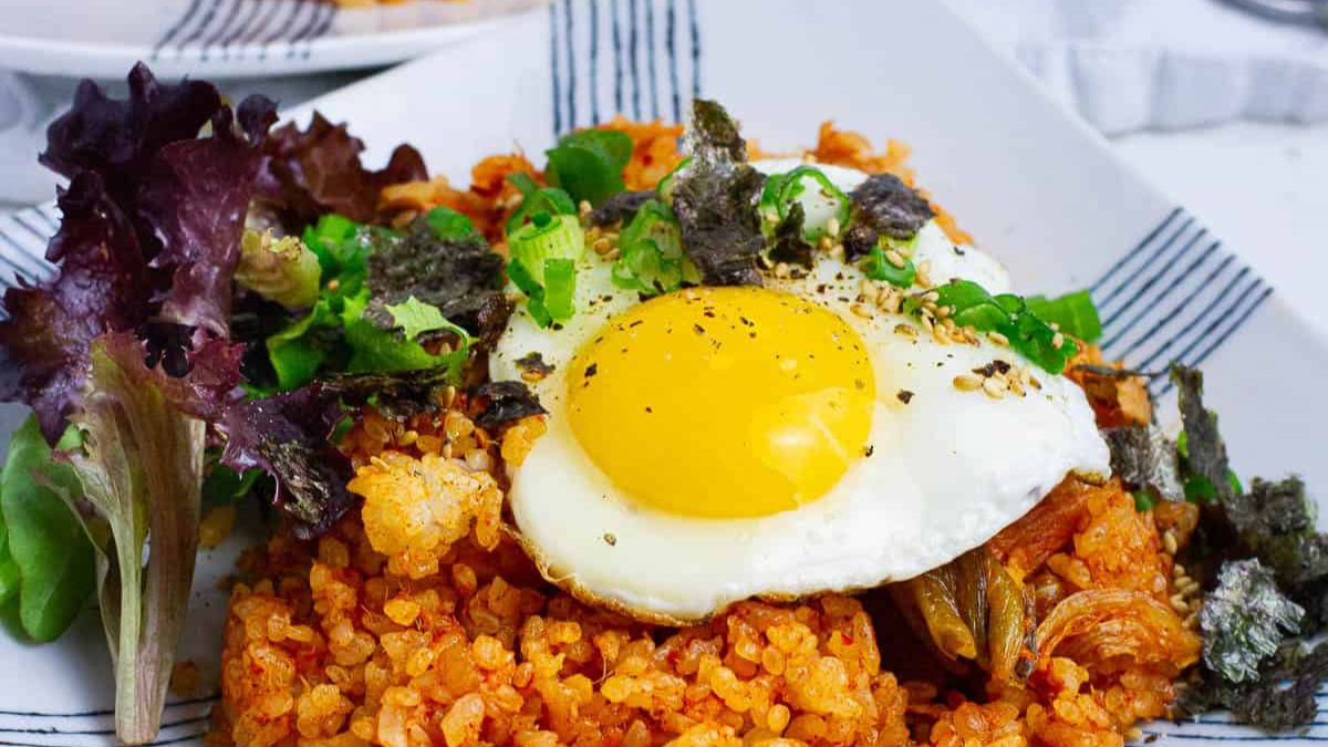 Tuna Kimchi Fried Rice (Under 15 Minutes).