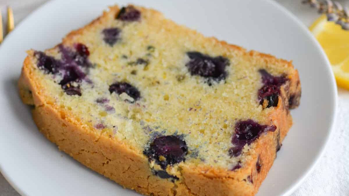 Vegan Blueberry Lemon Cake.