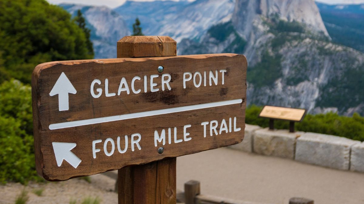 Glacier Point in Yosemite National Park, California, USA.