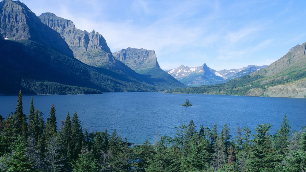 Sunrise over St. Mary Lake, Glacier National Park, Montana.
