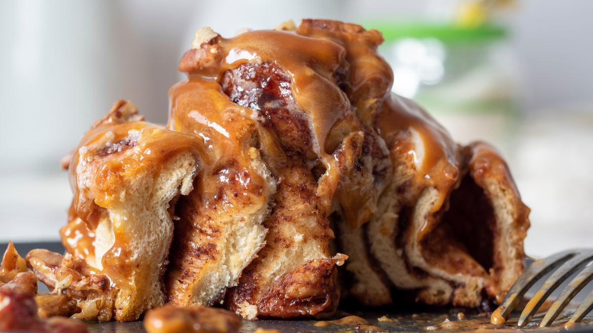 5 Retro Side Dishes (And 1 Dessert) From the 1960s You Absolutely Need to Try