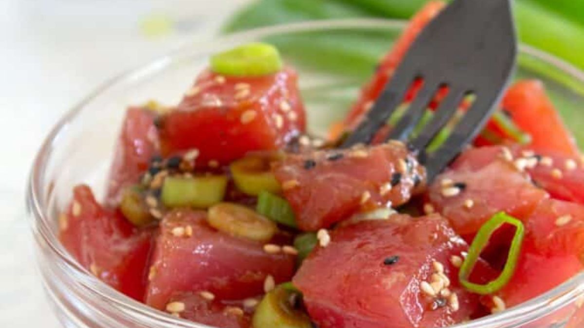 Ahi Poke Recipe (Hawaiian Style).