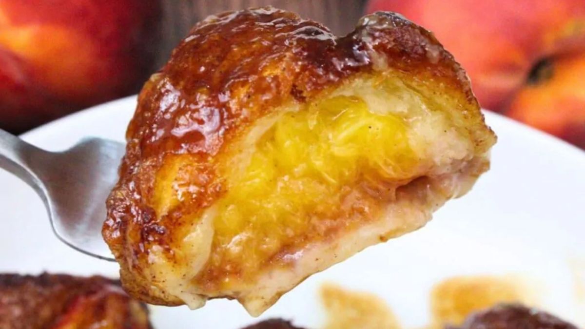 Air Fryer Peach Dumplings (With Crescent Rolls & Sprite).