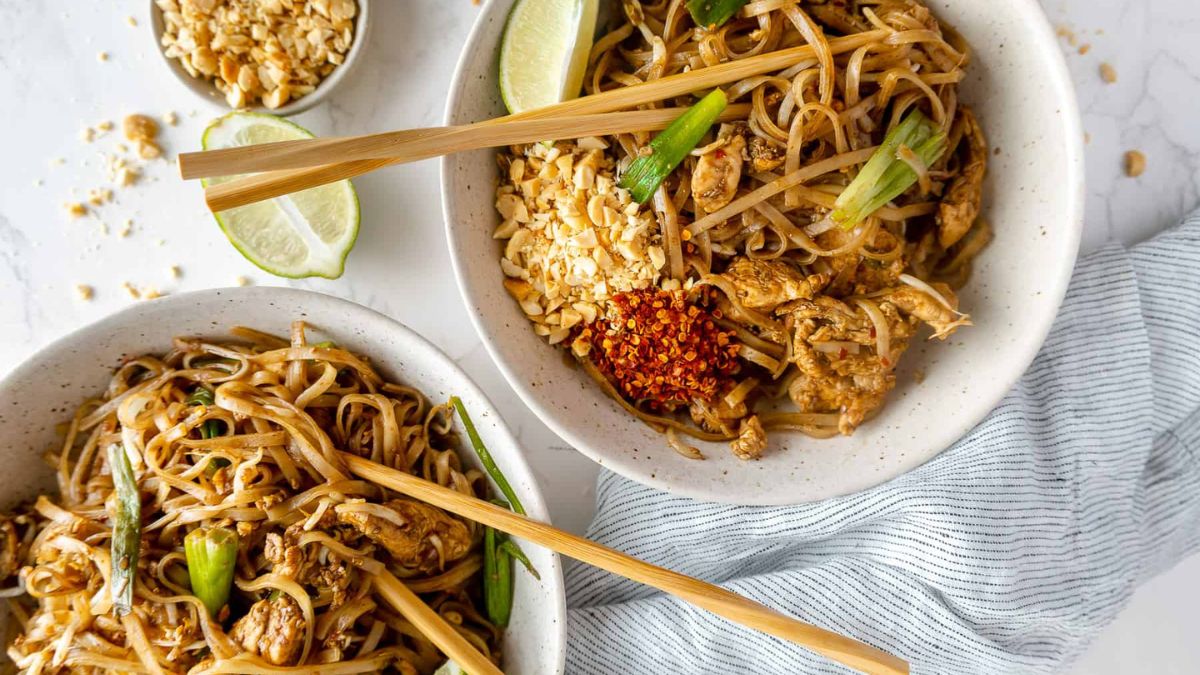 Authentic Spicy Chicken Pad Thai.