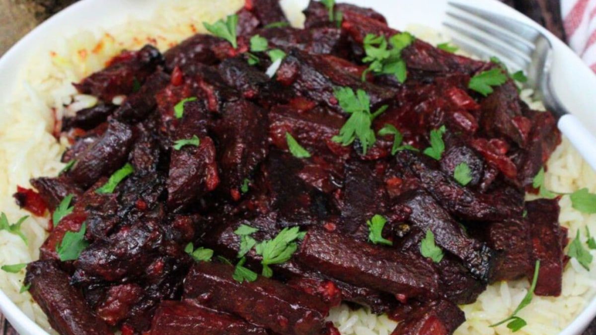 Beet Curry: Sri Lankan Inspired Air Fryer Recipe.