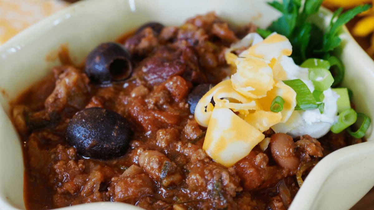 Best Cinnamon Chili Recipe (Firecracker Chili).