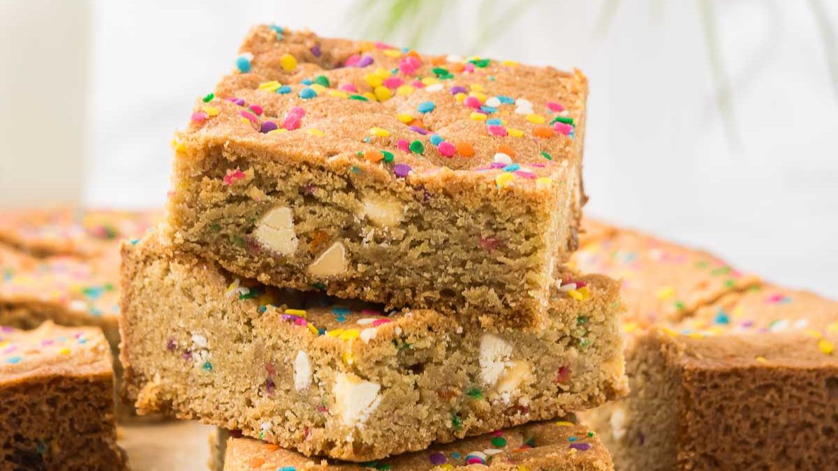 Birthday Cake Blondies.