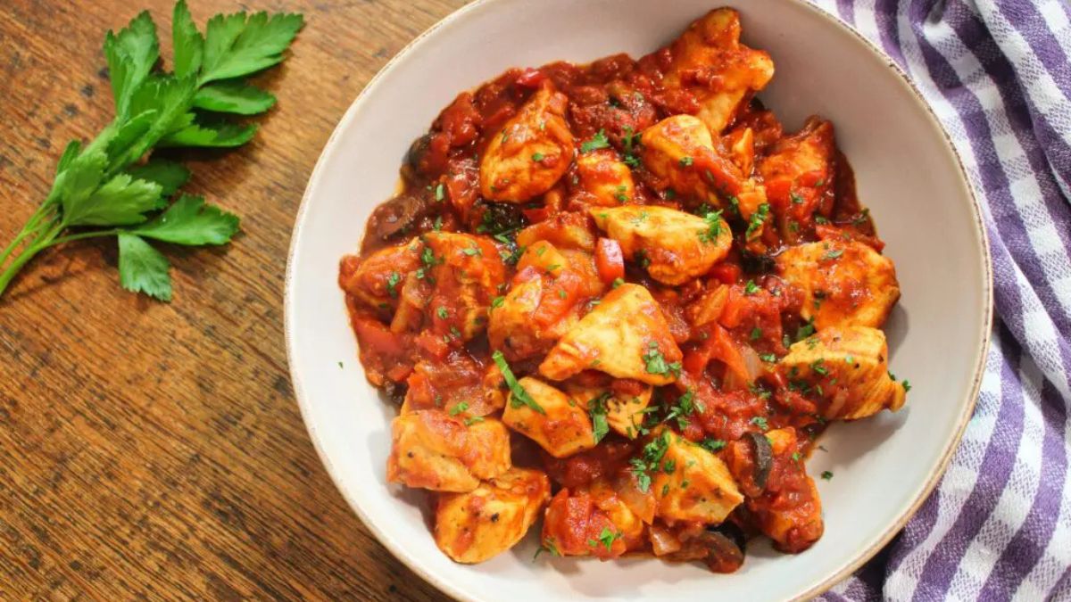 Brazilian Chicken Stew (Frango De Panela).