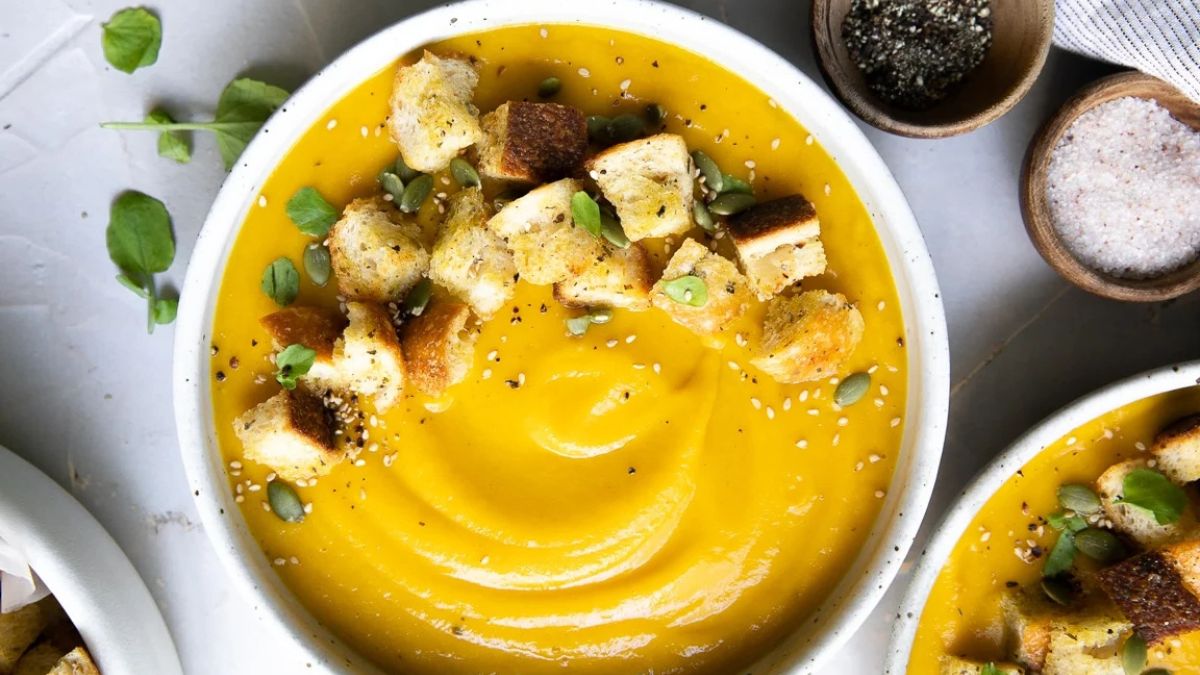 Butternut Squash Soup (Stovetop and Slow Cooker).