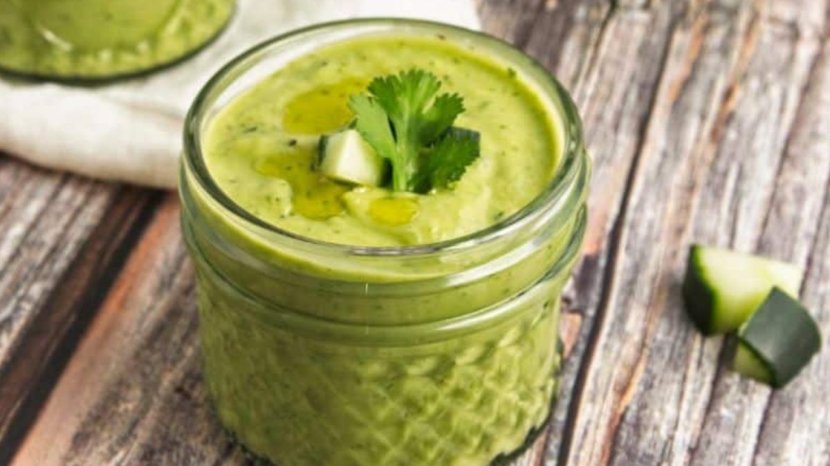 CUCUMBER AND AVOCADO GAZPACHO RECIPE.