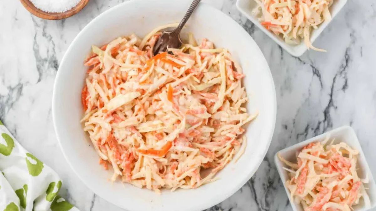 Classic Creamy Coleslaw Recipe.