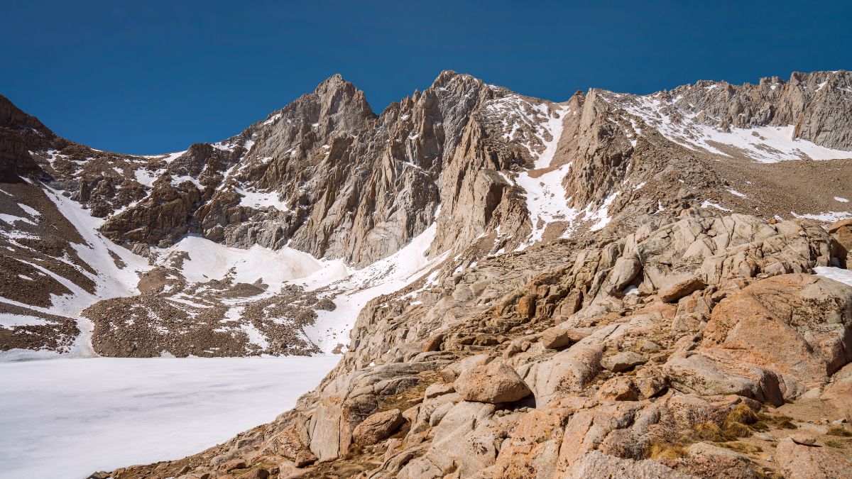 Consultation Lake at Mt Whitney Trail.