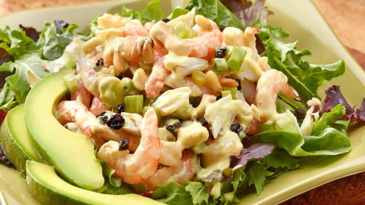 Crab and Shrimp Salad Recipe with Curry-Chutney Dressing.