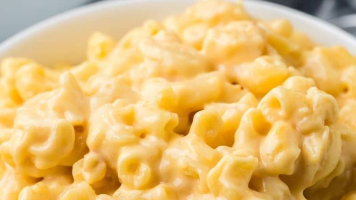 Crockpot Velveeta Macaroni and Cheese.