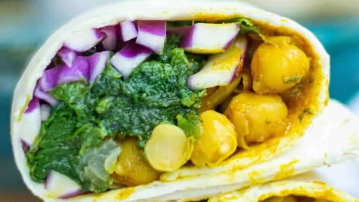 Curried Chickpea Vegan Wraps.
